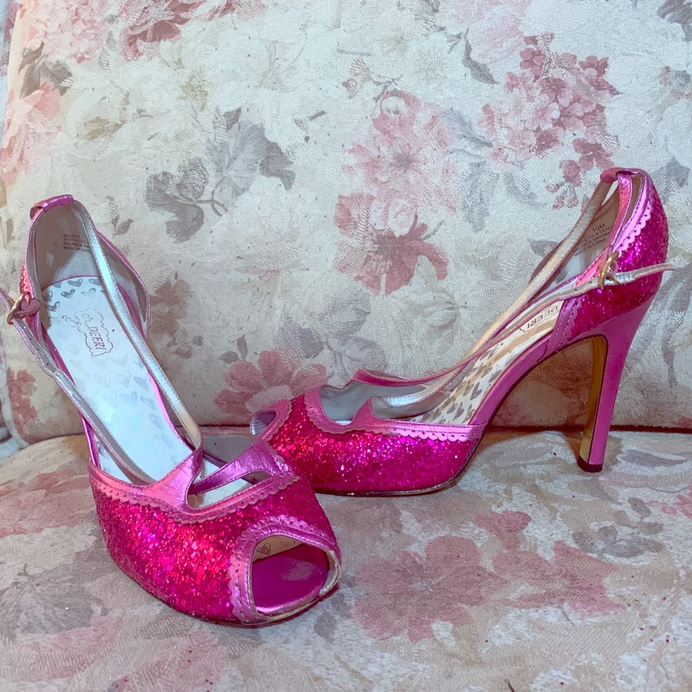 Oh Deer! Pink Glitter Sparkle heels size 10